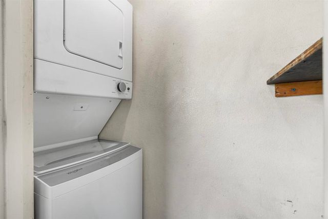 1040 E Washington Avenue 33, Escondido, CA 92025