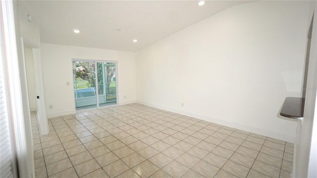 834 ANGELA LANE, Kissimmee, FL 34741