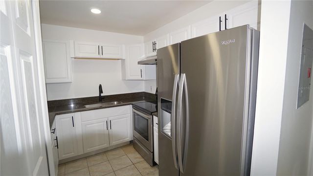 834 ANGELA LANE, Kissimmee, FL 34741