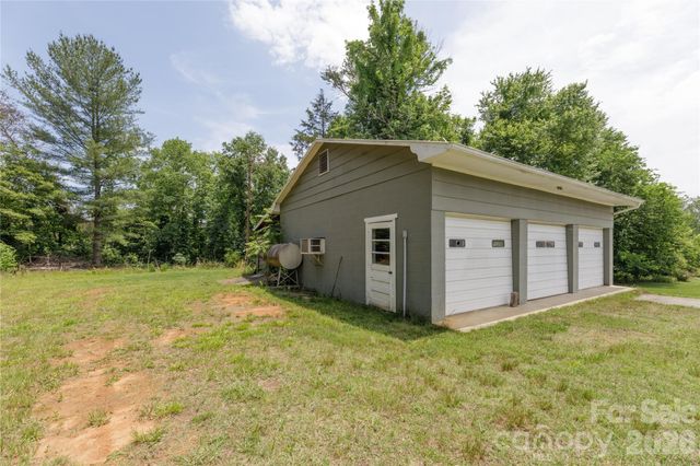 122 Whitley Road, Morganton, NC 28655