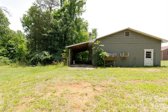 122 Whitley Road, Morganton, NC 28655