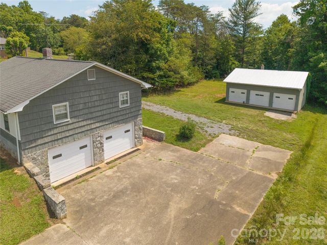 122 Whitley Road, Morganton, NC 28655