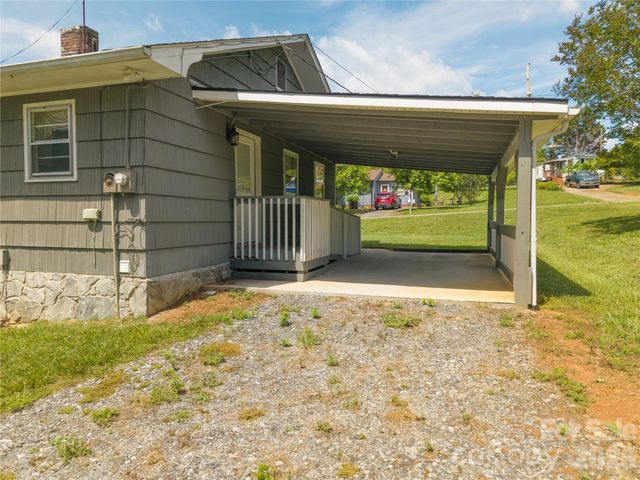 122 Whitley Road, Morganton, NC 28655