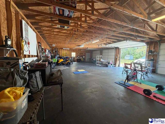 2070 E Lynches River Rd, Timmonsville, SC 29161
