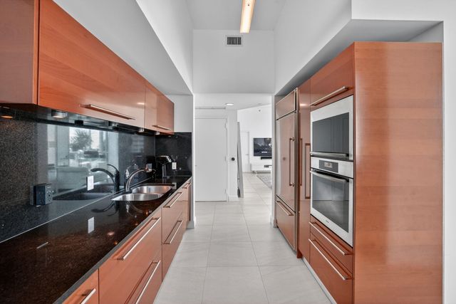 101 S Fort Lauderdale Beach Boulevard 607, Fort Lauderdale, FL 33316