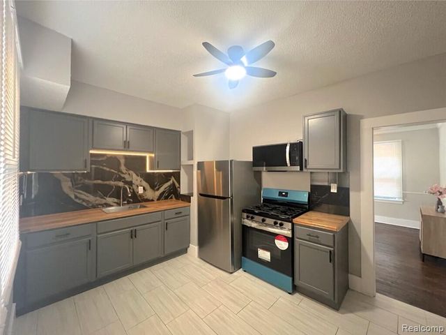 2716 Elmhurst Street, Detroit, MI 48206