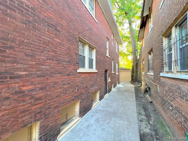 2716 Elmhurst Street, Detroit, MI 48206