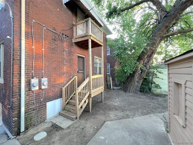 2716 Elmhurst Street, Detroit, MI 48206