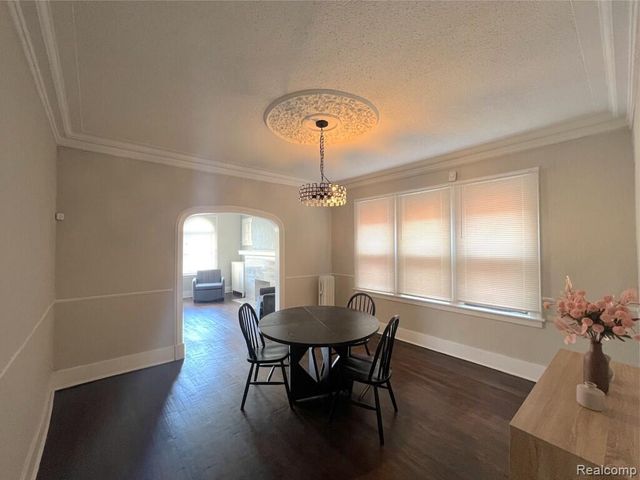 2716 Elmhurst Street, Detroit, MI 48206