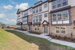 3012 Rexton Lane, Charlotte, NC 28262