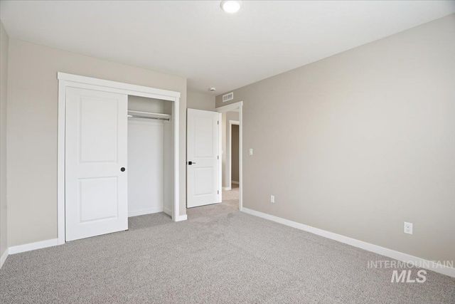 1315 White Cliffs St, Middleton, ID 83644