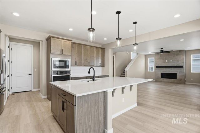 1315 White Cliffs St, Middleton, ID 83644