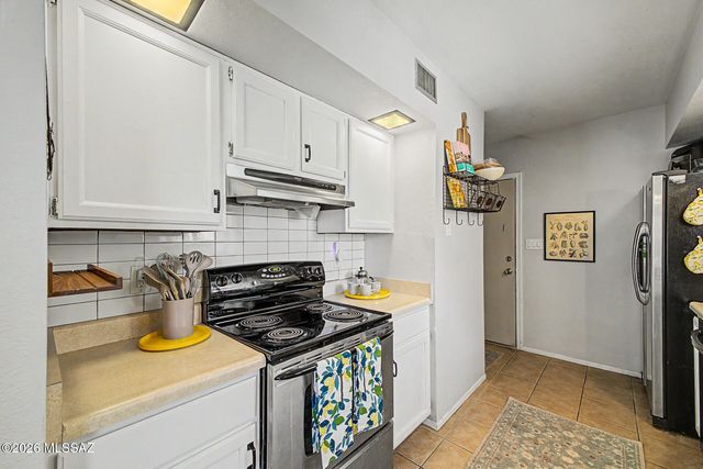 636 W Placita De Las Lomitas, Tucson, AZ 85704