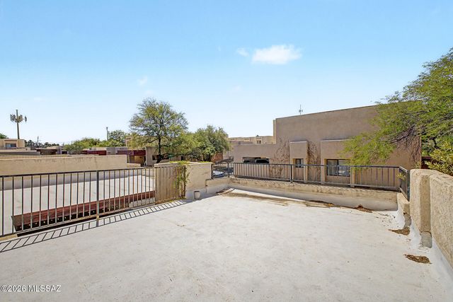 636 W Placita De Las Lomitas, Tucson, AZ 85704