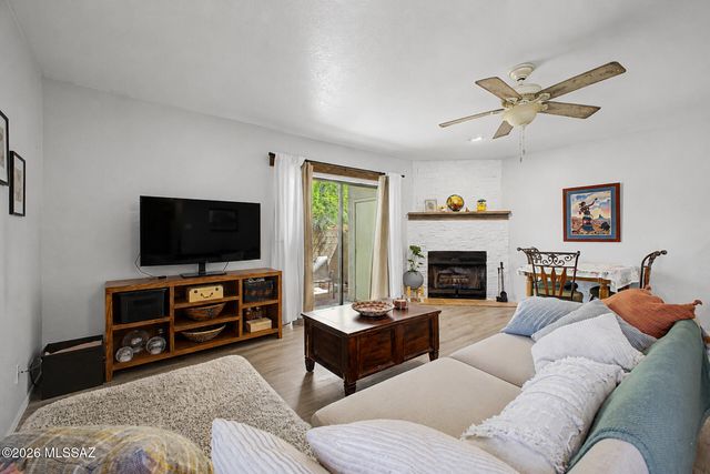 636 W Placita De Las Lomitas, Tucson, AZ 85704
