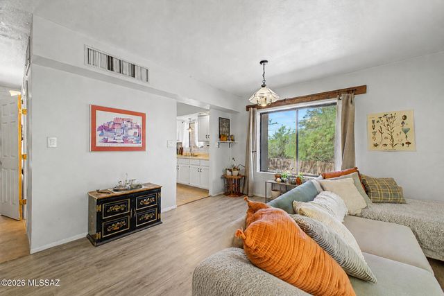 636 W Placita De Las Lomitas, Tucson, AZ 85704