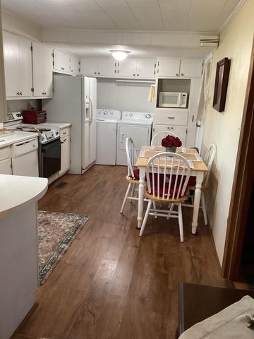 2451 Fairfield Road, Chesnee, SC 29323