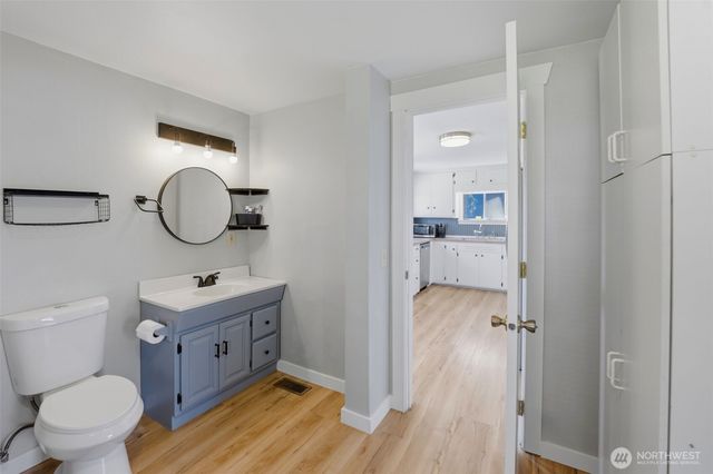 5207 S Oakes Street, Tacoma, WA 98409