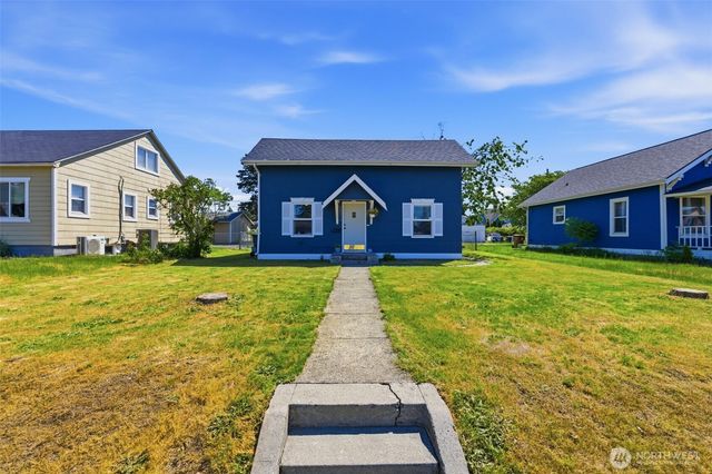 5207 S Oakes Street, Tacoma, WA 98409