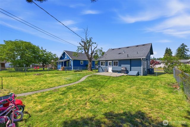 5207 S Oakes Street, Tacoma, WA 98409