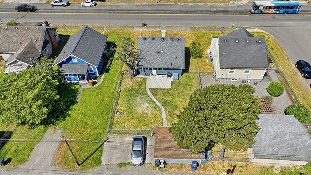 5207 S Oakes Street, Tacoma, WA 98409