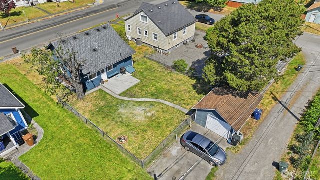 5207 S Oakes Street, Tacoma, WA 98409