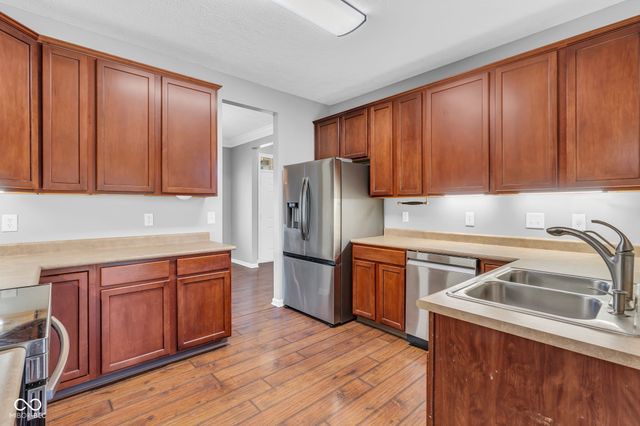 1394 Longleaf Street, Avon, IN 46123