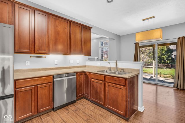 1394 Longleaf Street, Avon, IN 46123