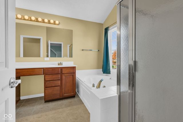 1394 Longleaf Street, Avon, IN 46123