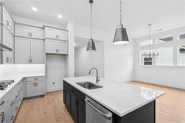 250 Strawberry Lane, Woodstock, GA 30189