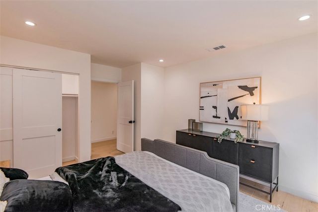 158 S Formosa Avenue, Los Angeles, CA 90036