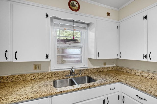 446 LENNANWOOD AVE, Covington, TN 38019