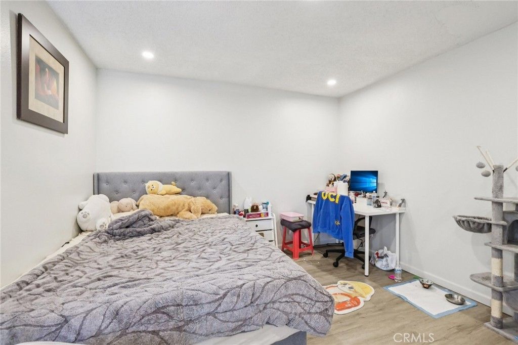 Image 31 of property listing at 3440 W Park Balboa, Orange, CA 92868