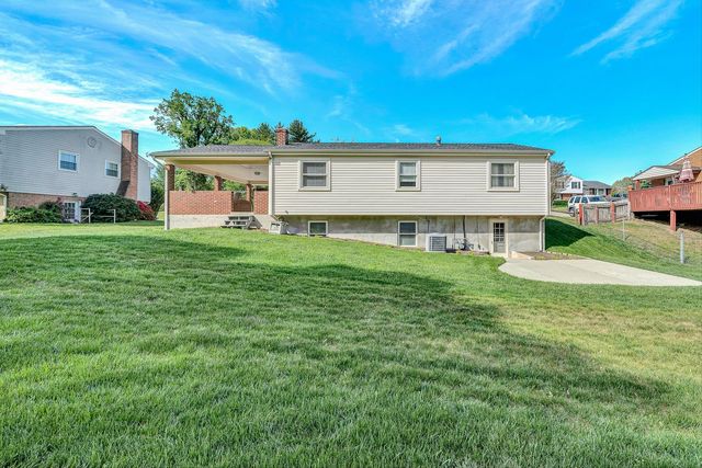 3026 Pebble DR, Roanoke, VA 24014