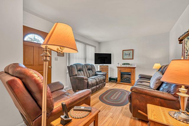 3026 Pebble DR, Roanoke, VA 24014