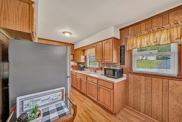 3026 Pebble DR, Roanoke, VA 24014