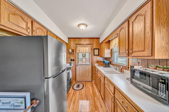 3026 Pebble DR, Roanoke, VA 24014