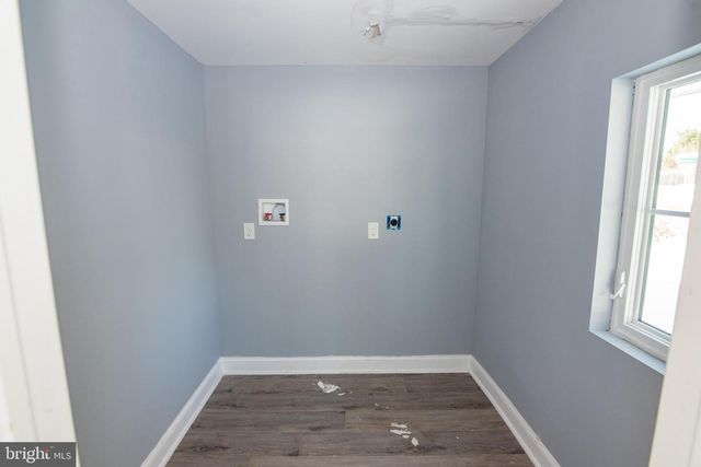 2900 SCHERER AVE, Baltimore, MD 21234