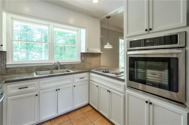 2842 Bob Cox Road NW, Marietta, GA 30064