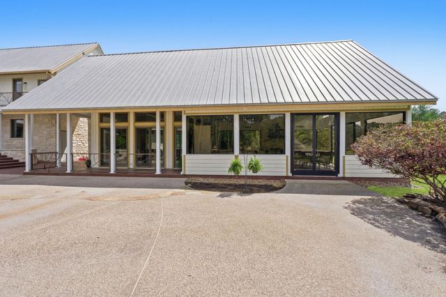 43 Pool Road, Richards, TX 77873