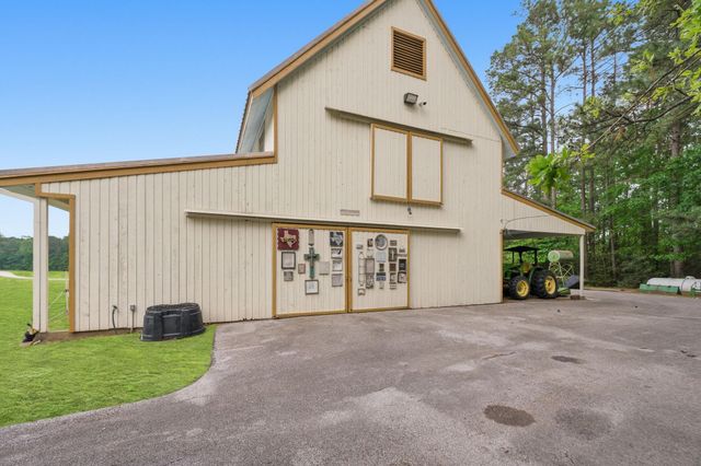 43 Pool Road, Richards, TX 77873