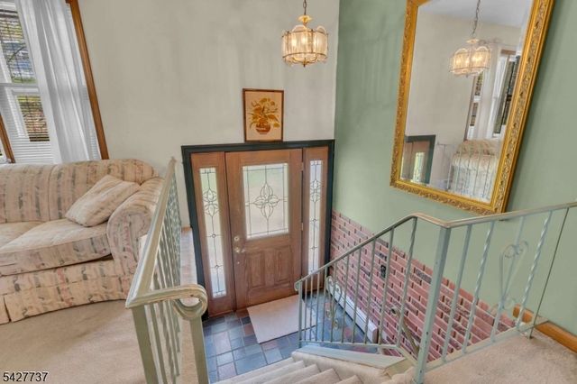 307 Santa Fe Trl, Hopatcong Boro, NJ 07843
