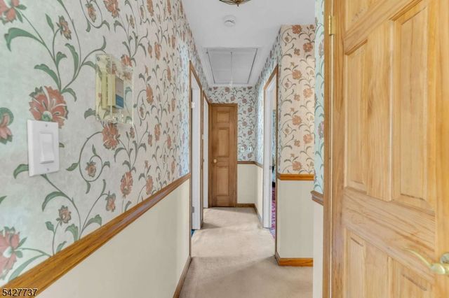 307 Santa Fe Trl, Hopatcong Boro, NJ 07843