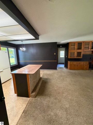 623 Mill Street, Alma, MI 48801