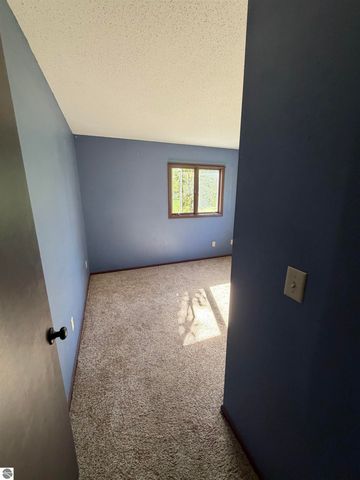 623 Mill Street, Alma, MI 48801