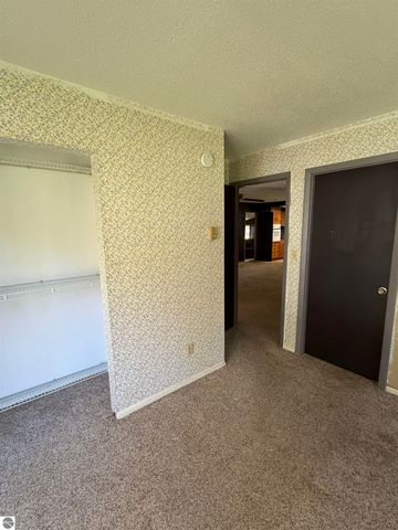 623 Mill Street, Alma, MI 48801