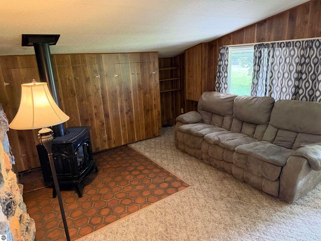 623 Mill Street, Alma, MI 48801