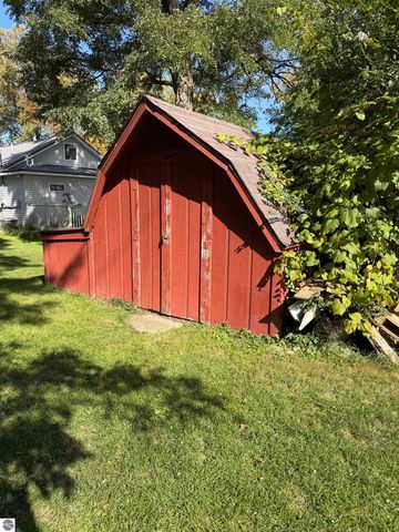 623 Mill Street, Alma, MI 48801