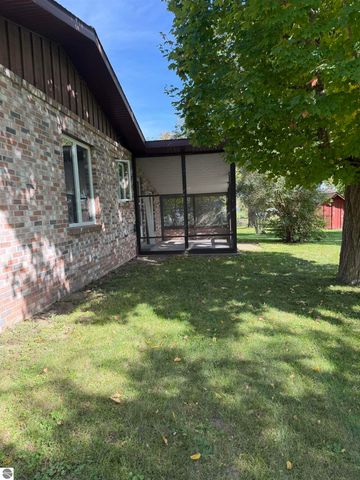 623 Mill Street, Alma, MI 48801