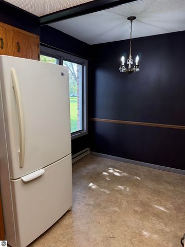 623 Mill Street, Alma, MI 48801
